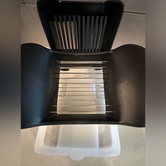 Pampered Chef Quick Slice #1181 Fruit Veggie Slicer Kitchen Tool - Picture 3 of 4